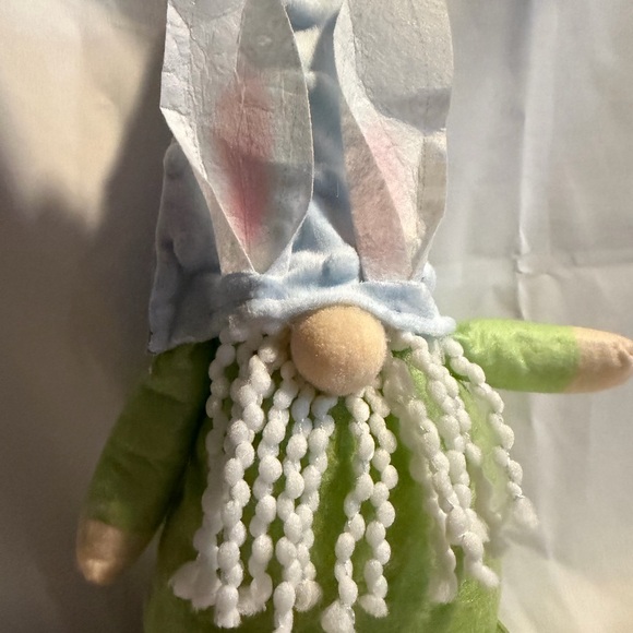 Gnome Easter Shelf Sitter. NWT - Picture 2 of 4